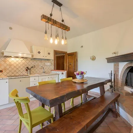 Apartment Stunning In Di With Wifi Corsano (Tuscany)